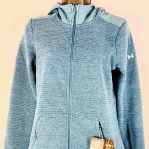 Under Armor sweatshirt